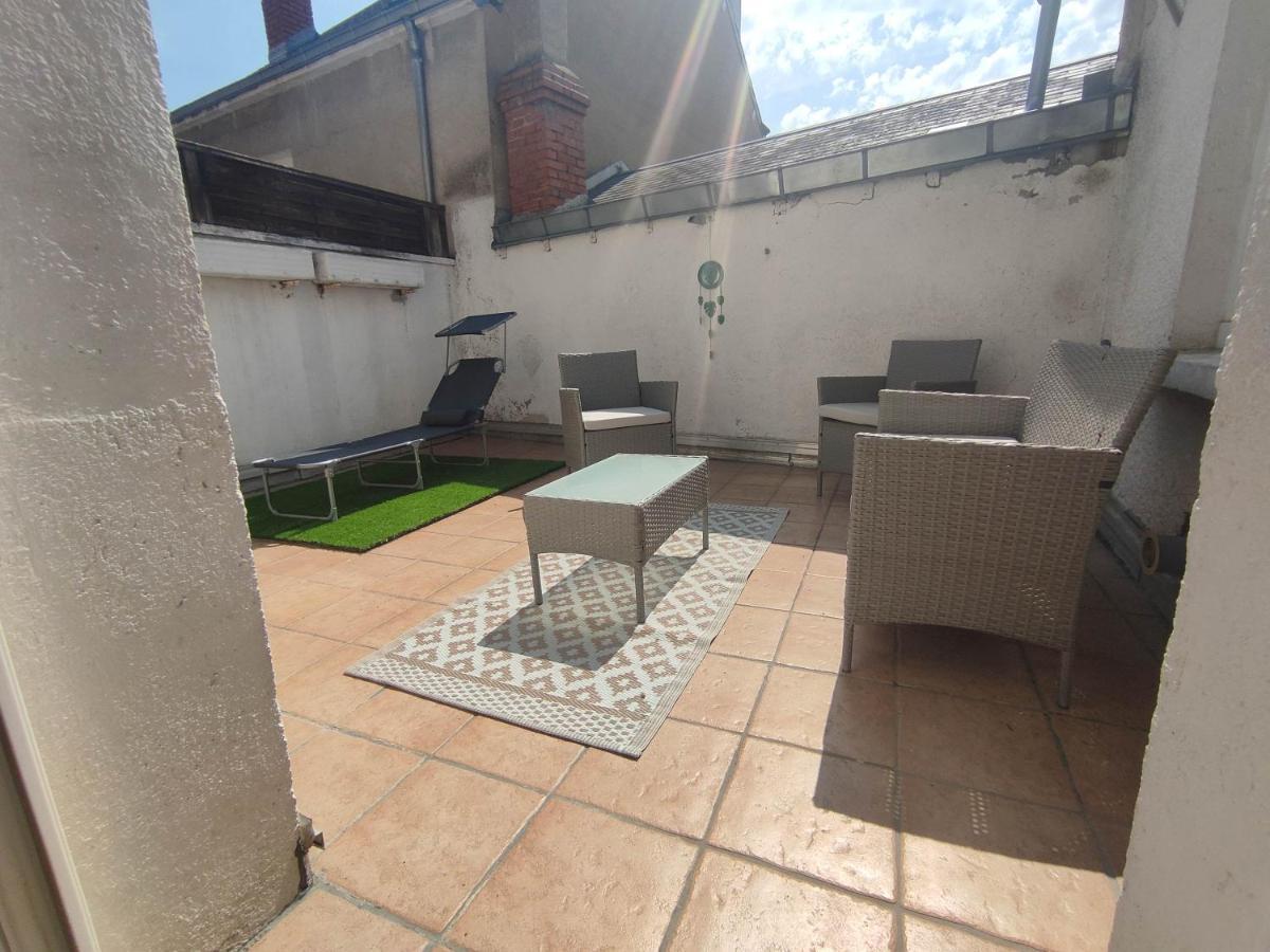 Le Saint-Roch, Centre-Ville, Terrasse Privee Issoudun Exterior photo